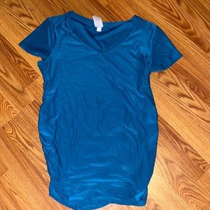 Time & Tru maternity top